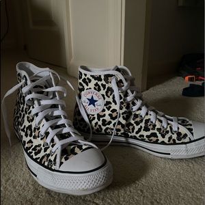 Leopard Converse!